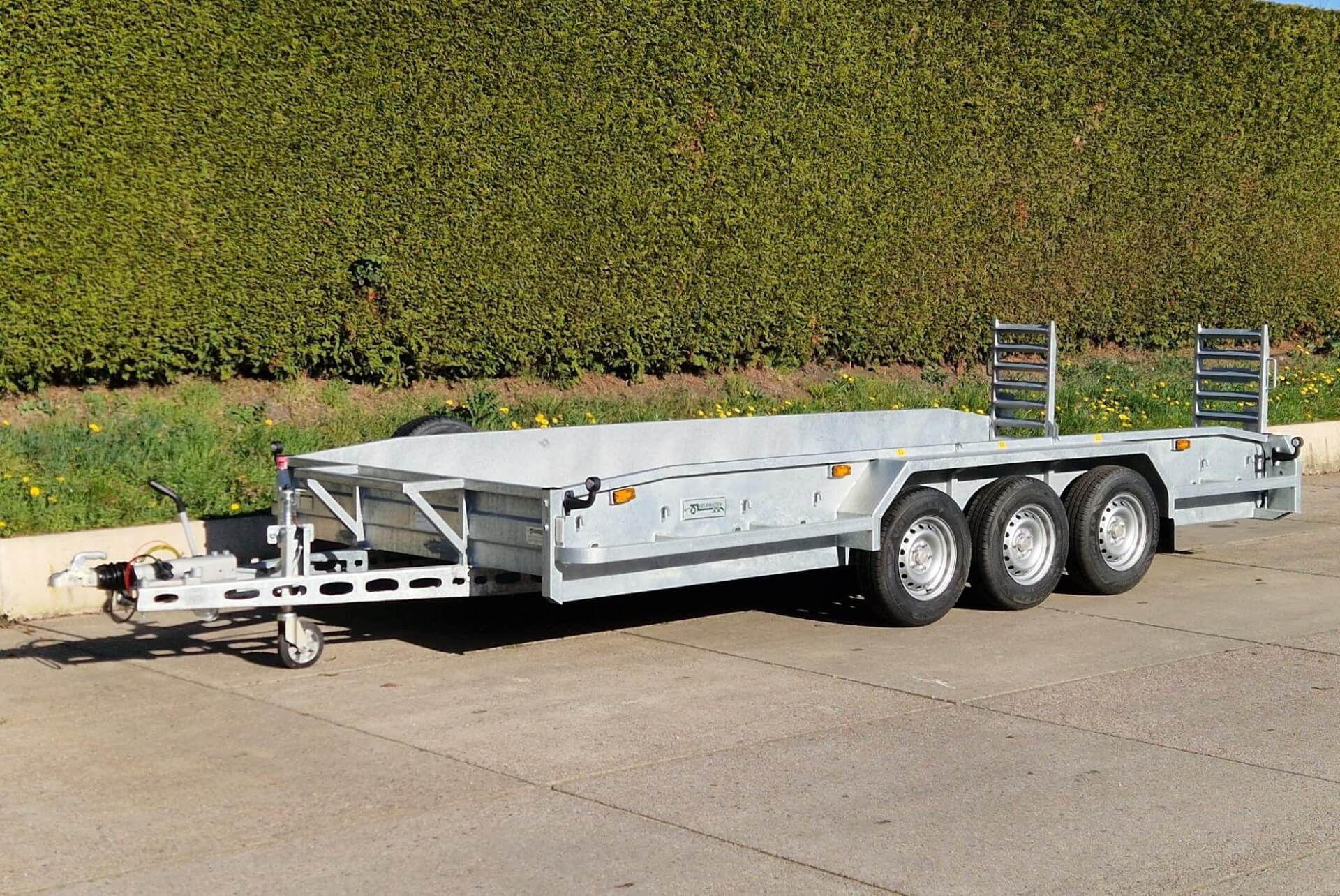 3,5Ton Tridem model 2026 5,00x1,90m lv hoofd foto