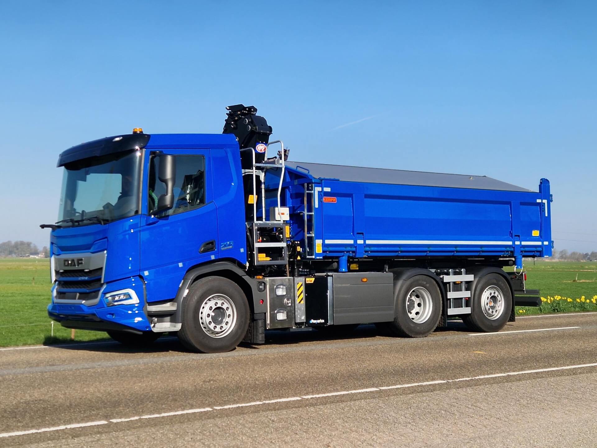 DAF e-XD FAN_6x2_Wide-Spread_HMF_Van-Berkel lv 1