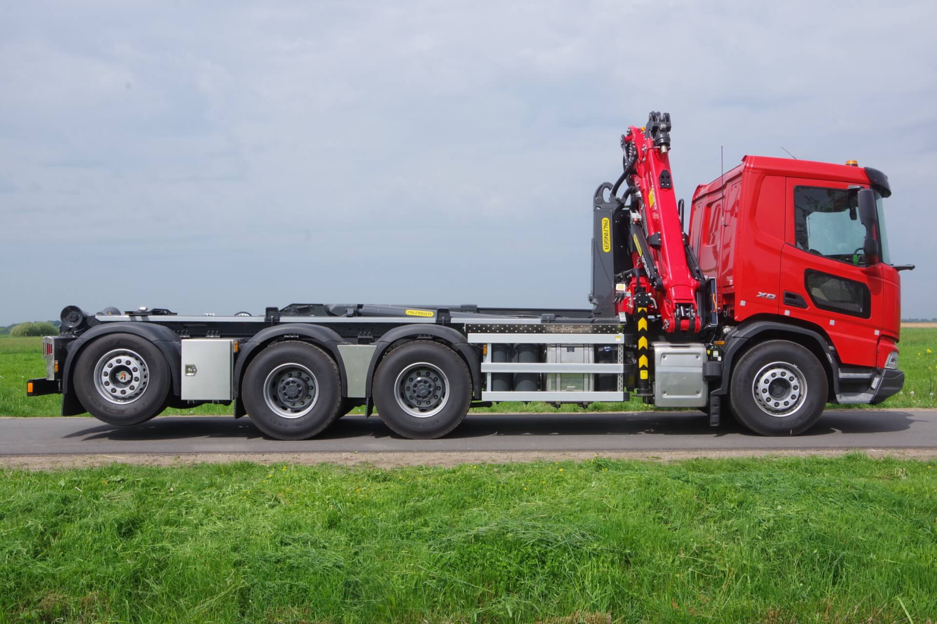 DAF_FAW_Wide-Spread_Pallift_Q200Z rz
