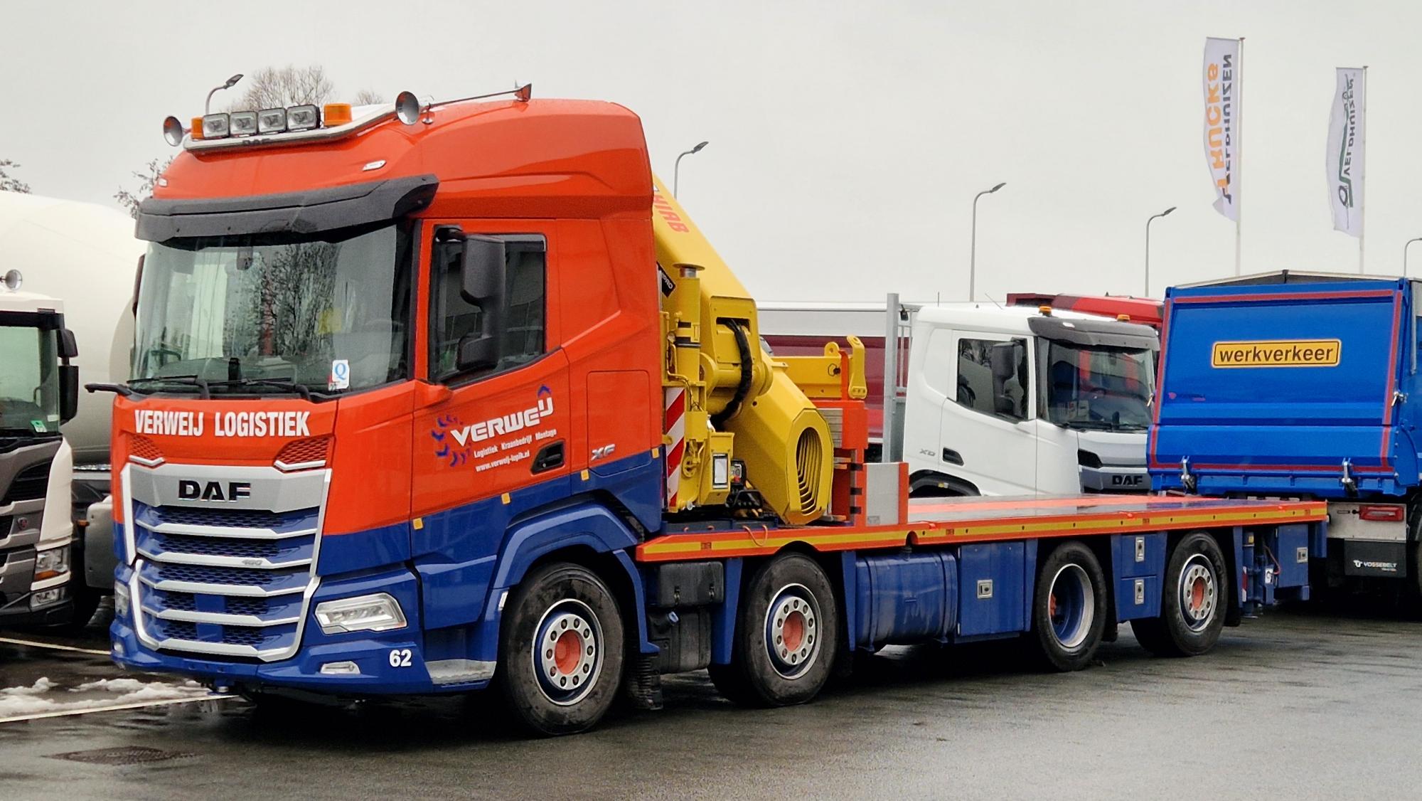 DAF_XF8x2_Wide-Spread_Verweij-Logistiek lv