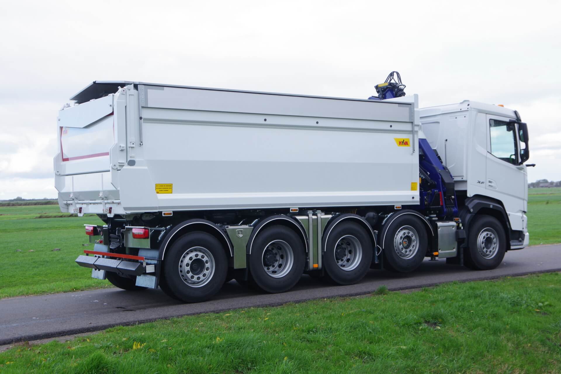 DAF_XF_10x4_Quadro_HMF_Buitengewoon ra