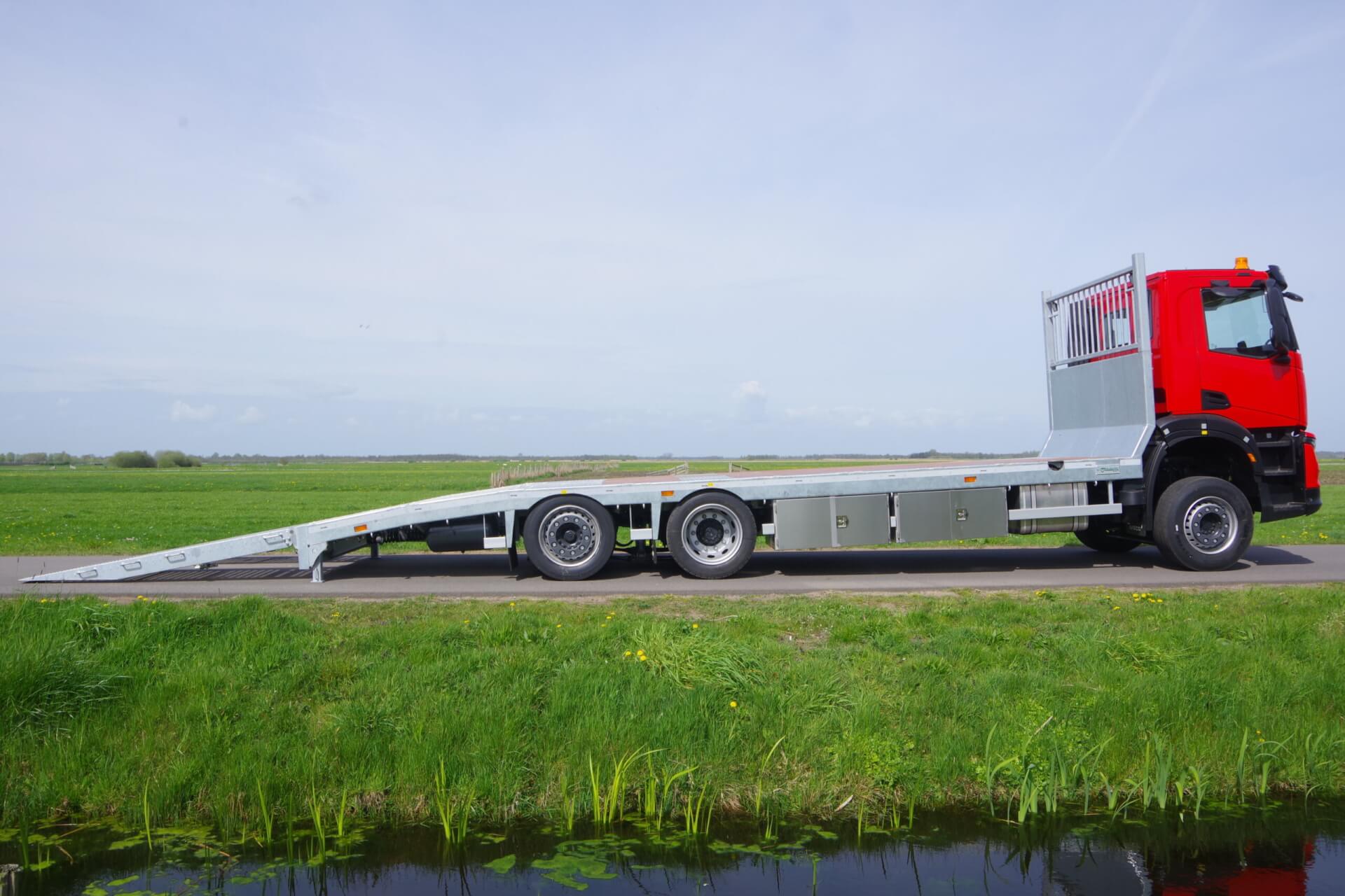 IVECO_S-WAY_oprijwagen_MAMMOET_8,5m goten open rz 1