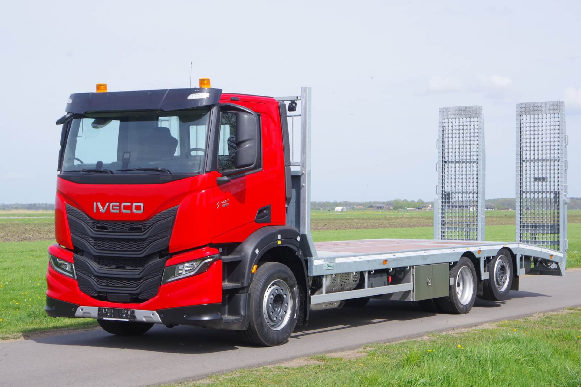 IVECO_S-WAY_oprijwagen_MAMMOET_8,5m lv 3