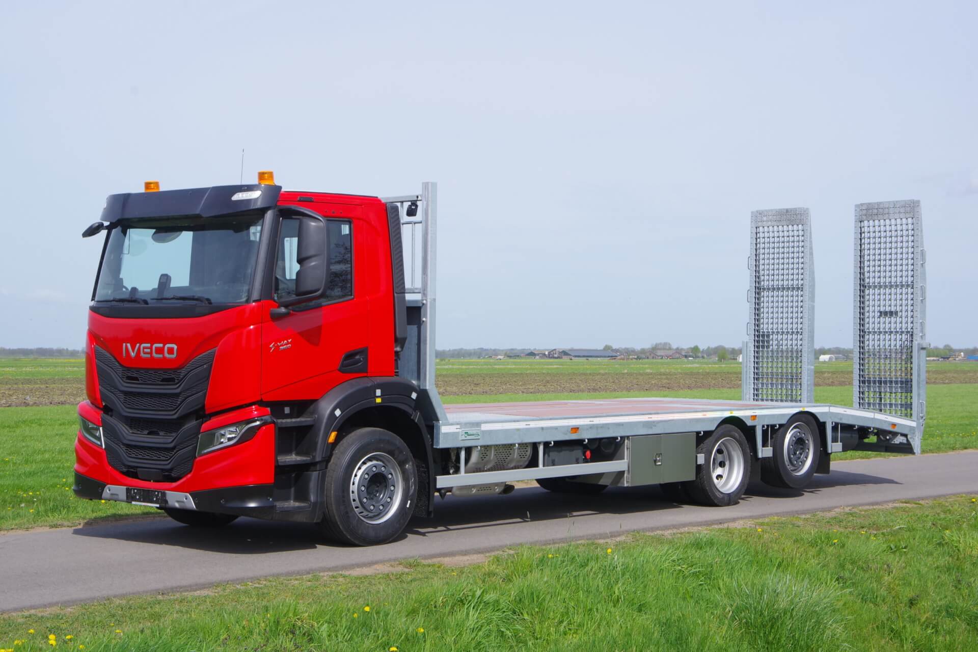 IVECO_S-WAY_oprijwagen_MAMMOET_8,5m lv 4