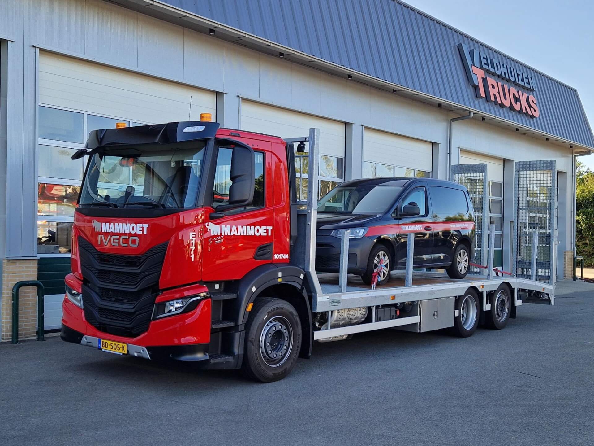 IVECO_S-WAY_oprijwagen_MAMMOET_8,5m met OPEL