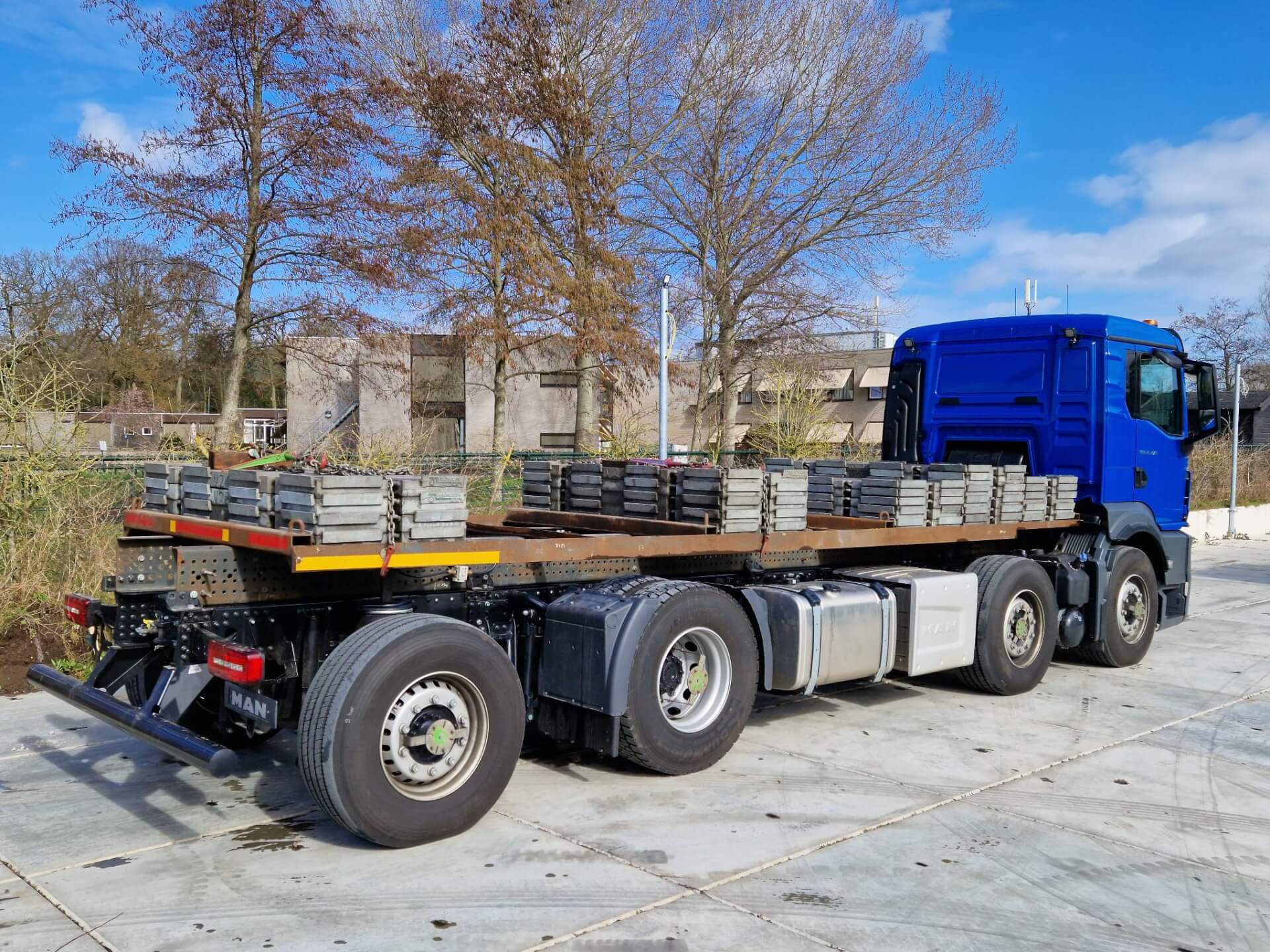 MAN_8x2_41,5Wide-Spread met Ballast ra