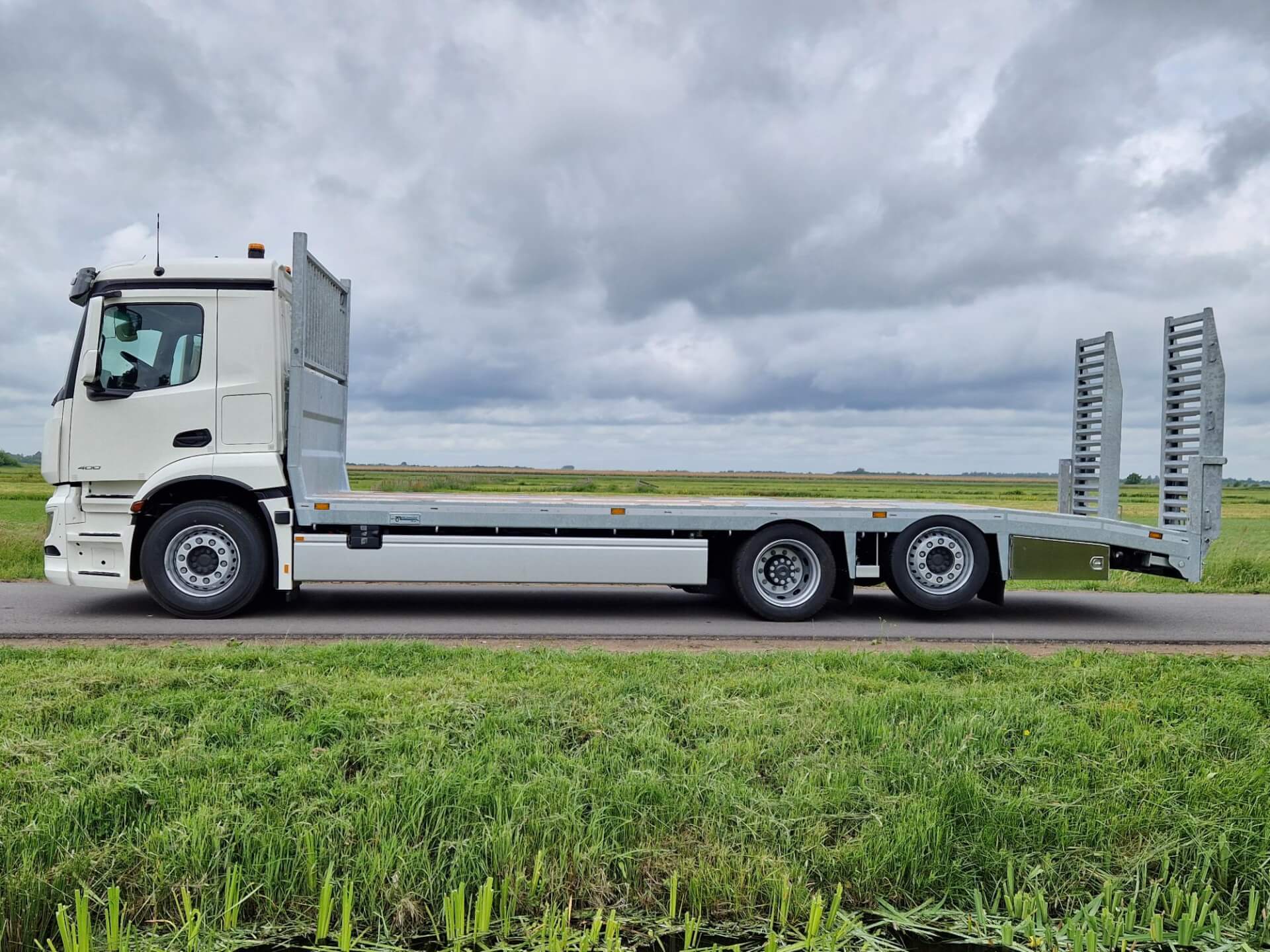 MB OPRIJ E-ACTROS ZIJ