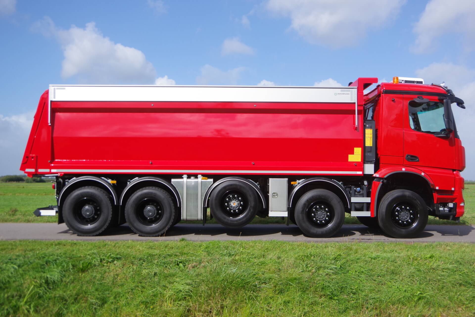Mercedes _10x4-Midlift-JDB-Groep rz