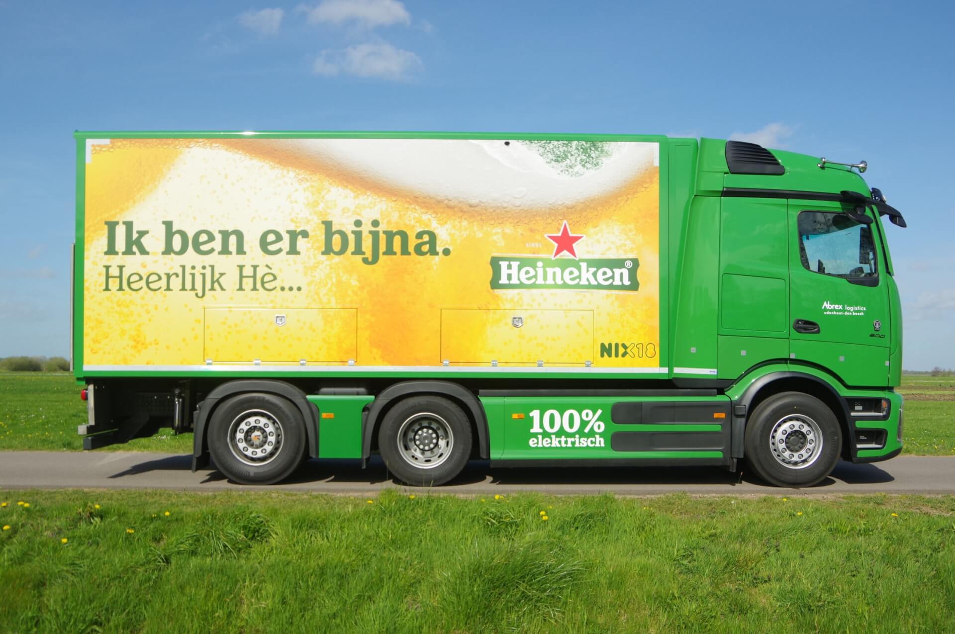 Mercedes e-600 6x2 Wide-Spread Heineken rz