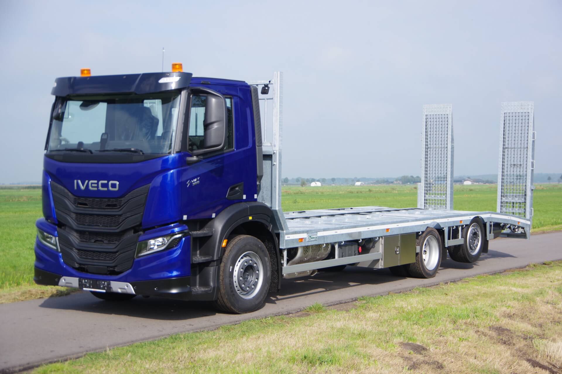 Oprij S-Way 32-90 Metalic blauw zv lv 1