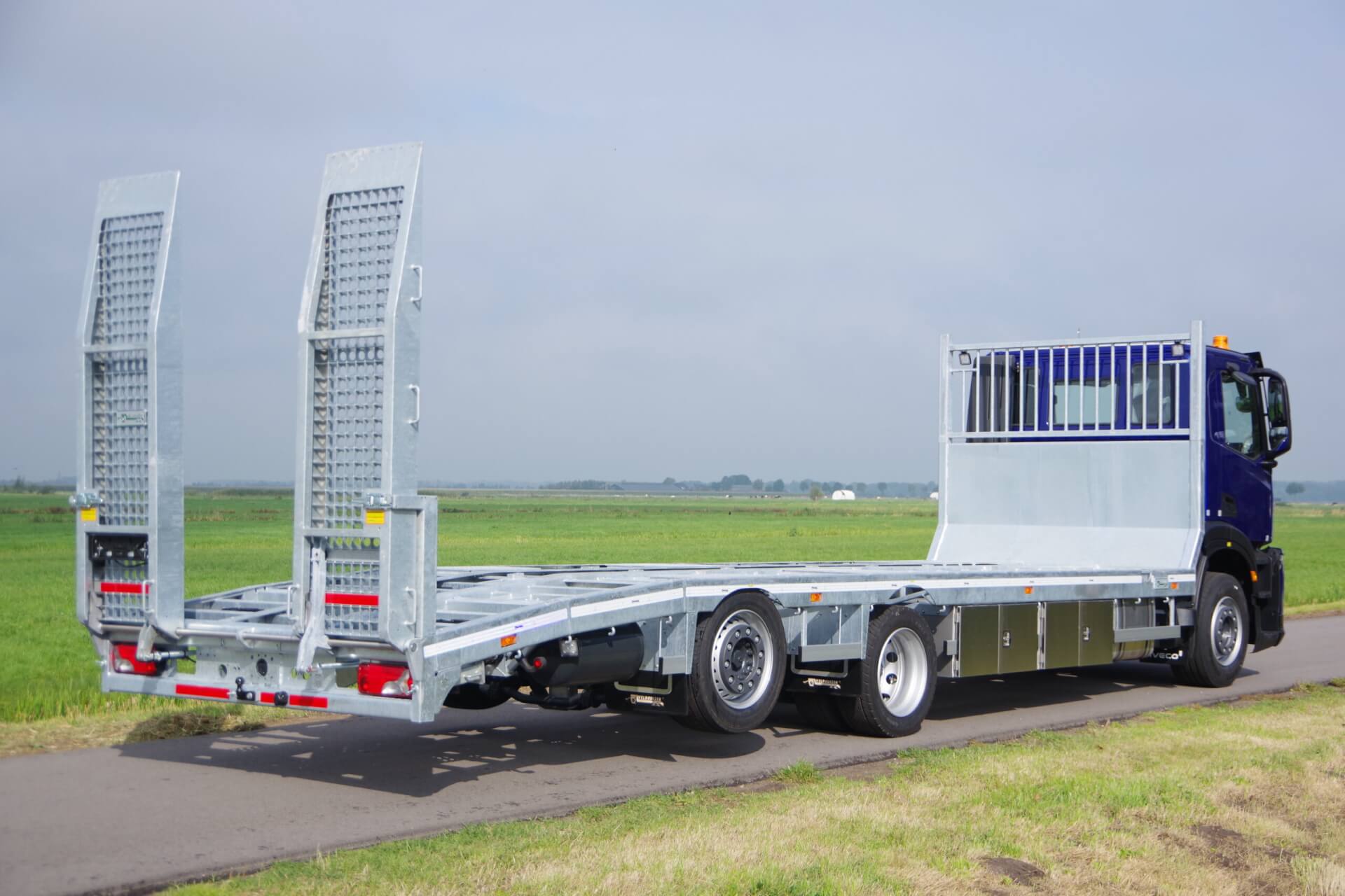Oprij S-Way 32-90 Metalic blauw zv ra