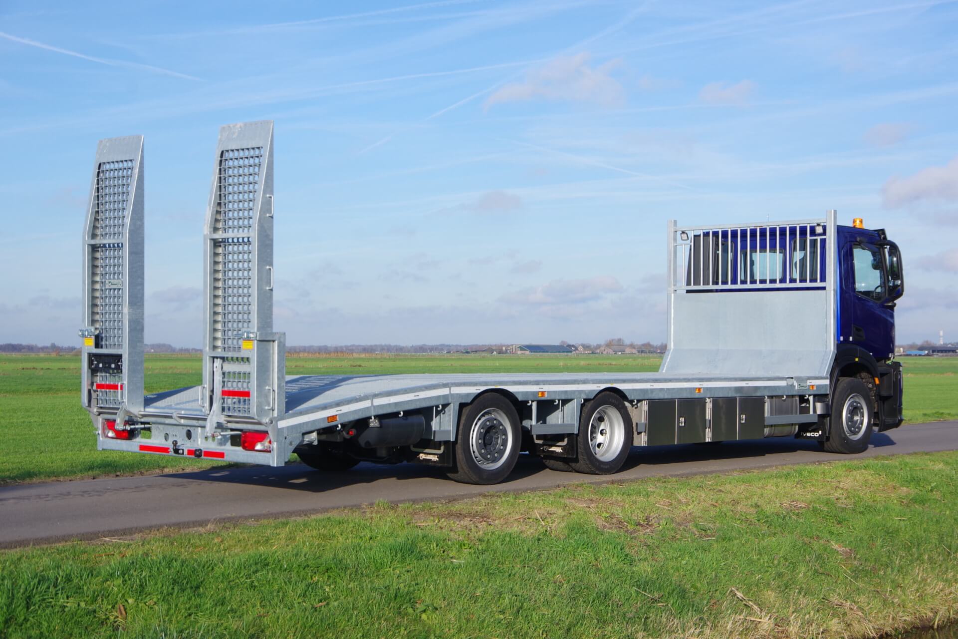 Oprij S-Way 32-90 YAMAHA-Blauw rooster vloer ''DOMEX'' goten ra 1