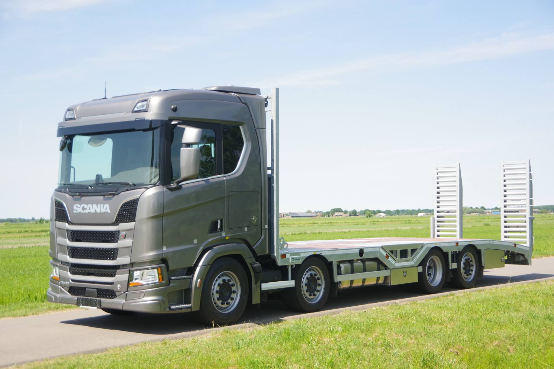 Oprij-SCANIA 37-88 lv