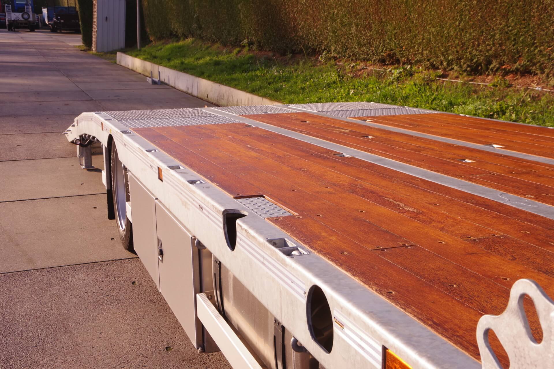 OprijSCANIA 22-75 2,5m roostervloer ''DOMEX'' roostergoten open rv 2