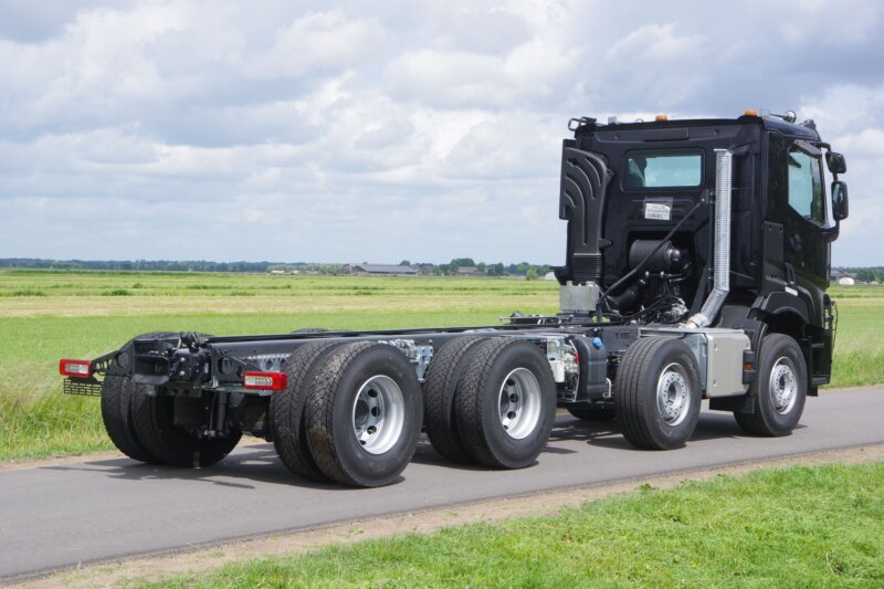 .RENAULT_T 530 _8x4_Wide-Spread chassis ra 1