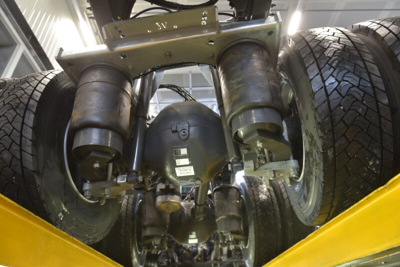 .RENAULT_T530 _8x4_Wide-Spread Luchbalgen onder draaikrans