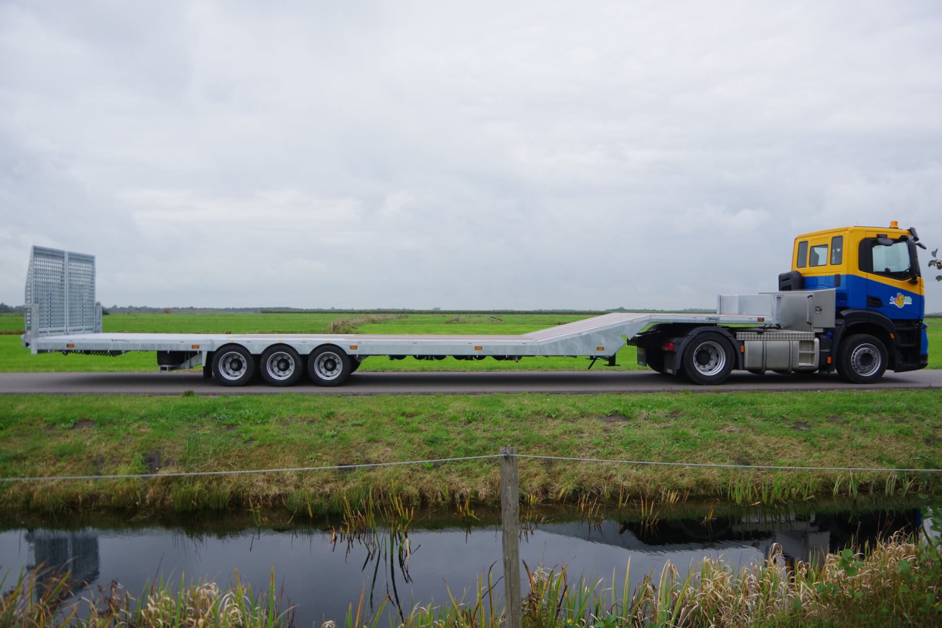 S-Way met 30 T kniksemi rz