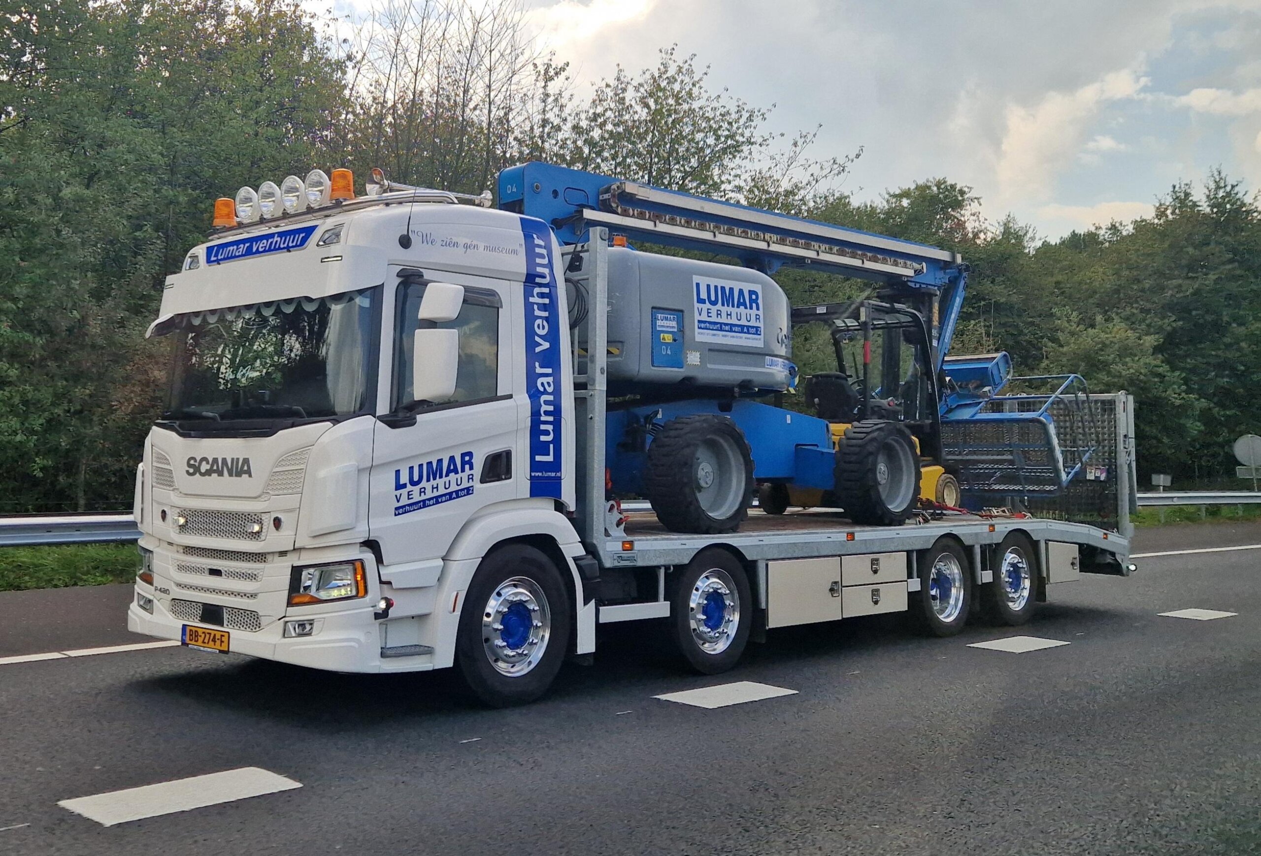 SCANIA 8x2 oprijwagen LUMAR lv