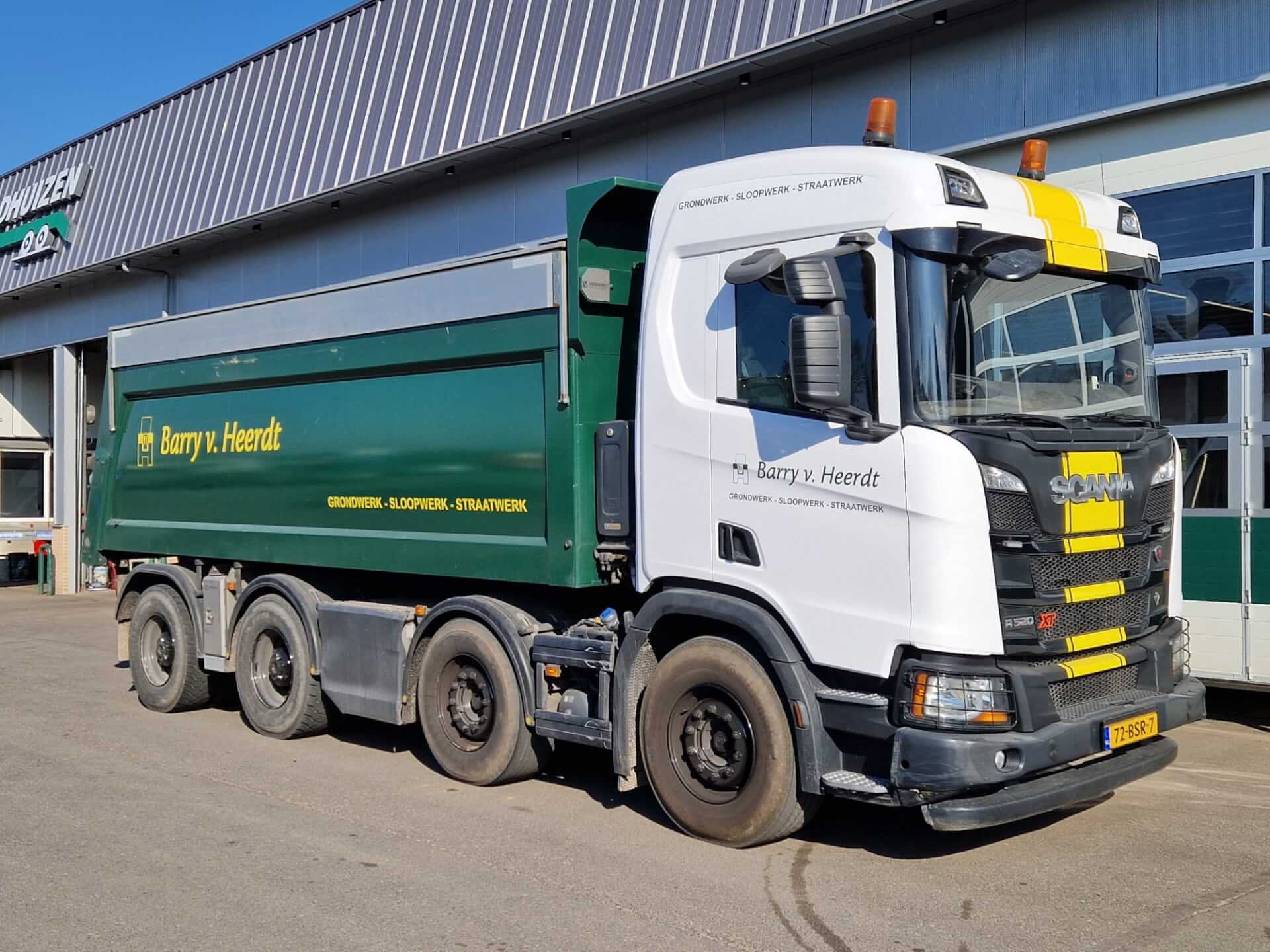 SCANIA 8x4 v Heerdt