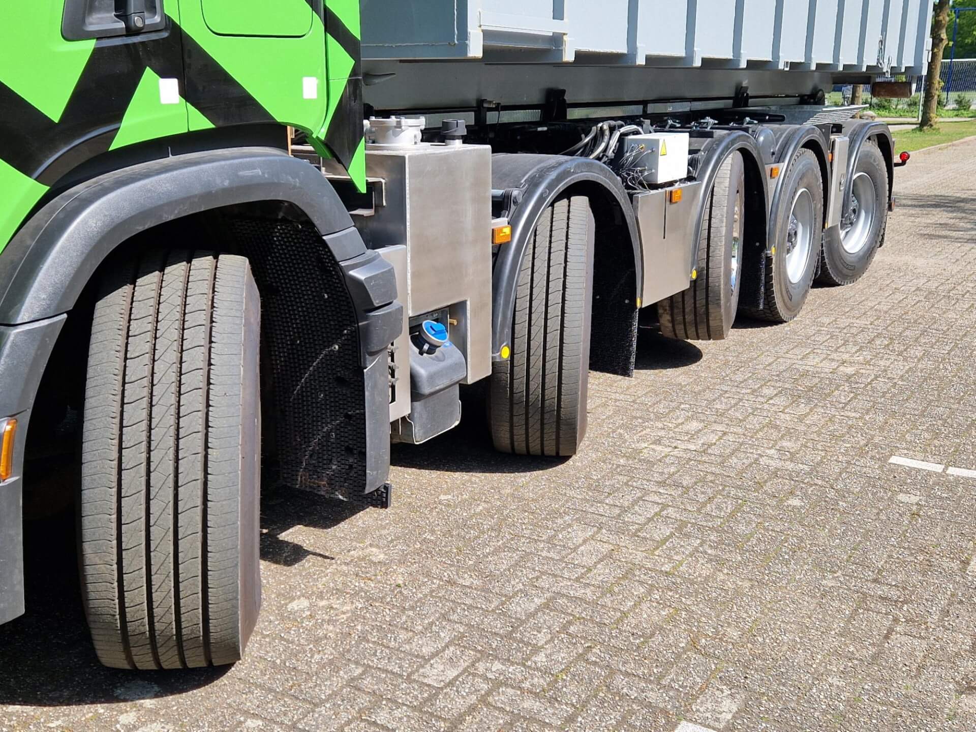 SCANIA G560 10x4 WIDE-SPREAD gestuurd lv