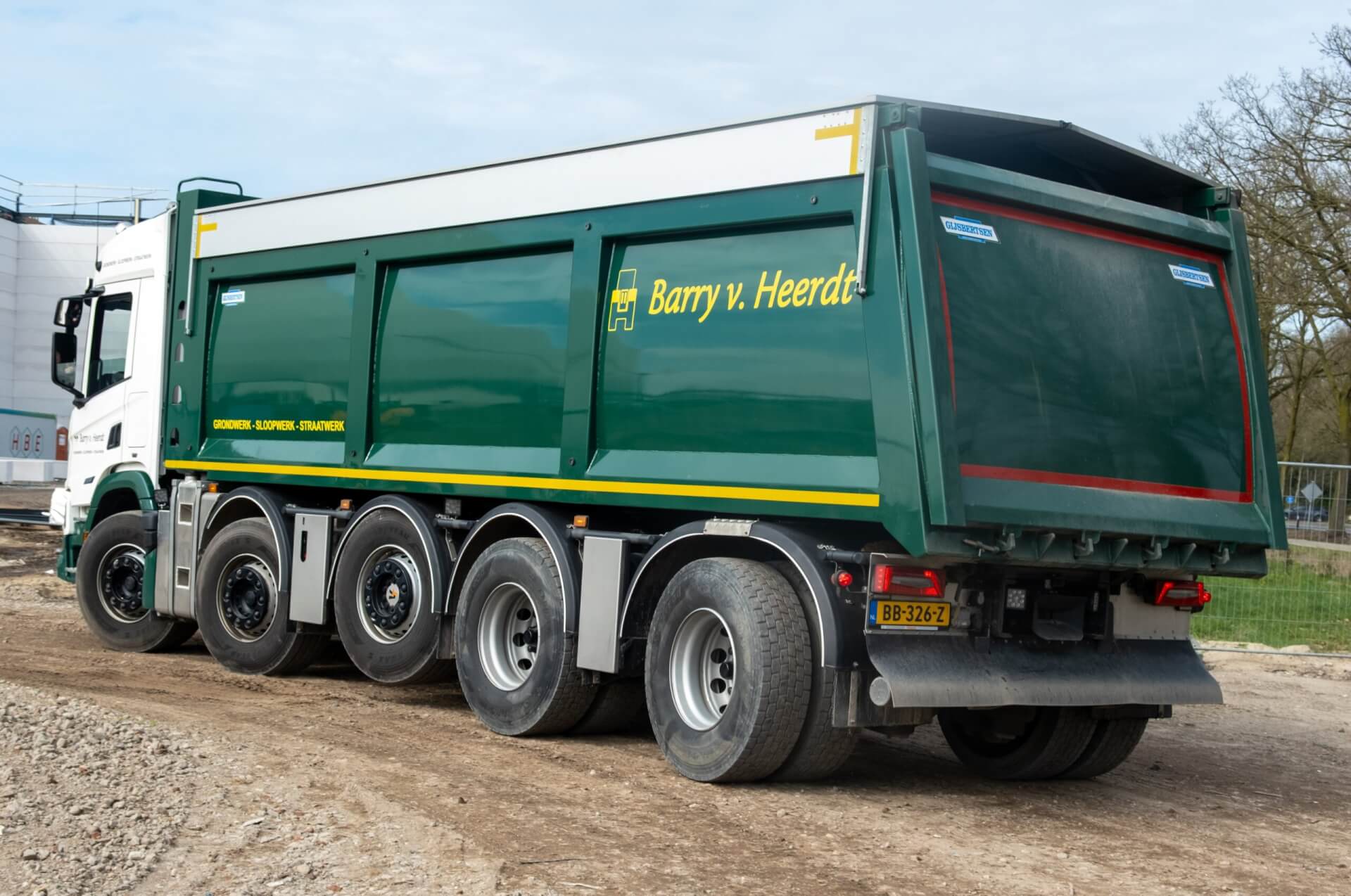 SCANIA_10x4_Wide-Spread_Kipper_v.HEERDT stuur la