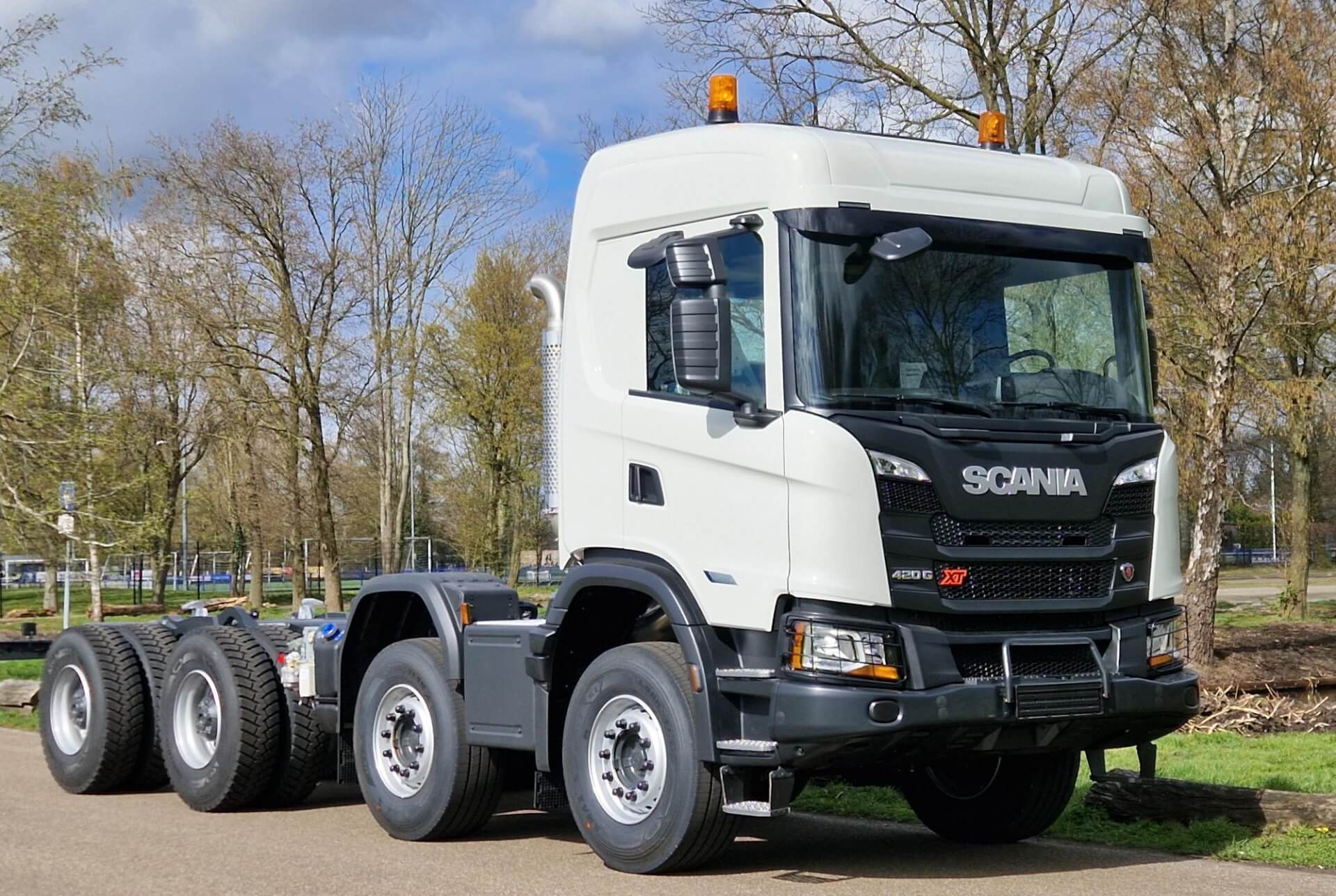 SCANIA_8x4_Wide-Spread_Hydro-WSG Chassis Raaijmakers rv 3