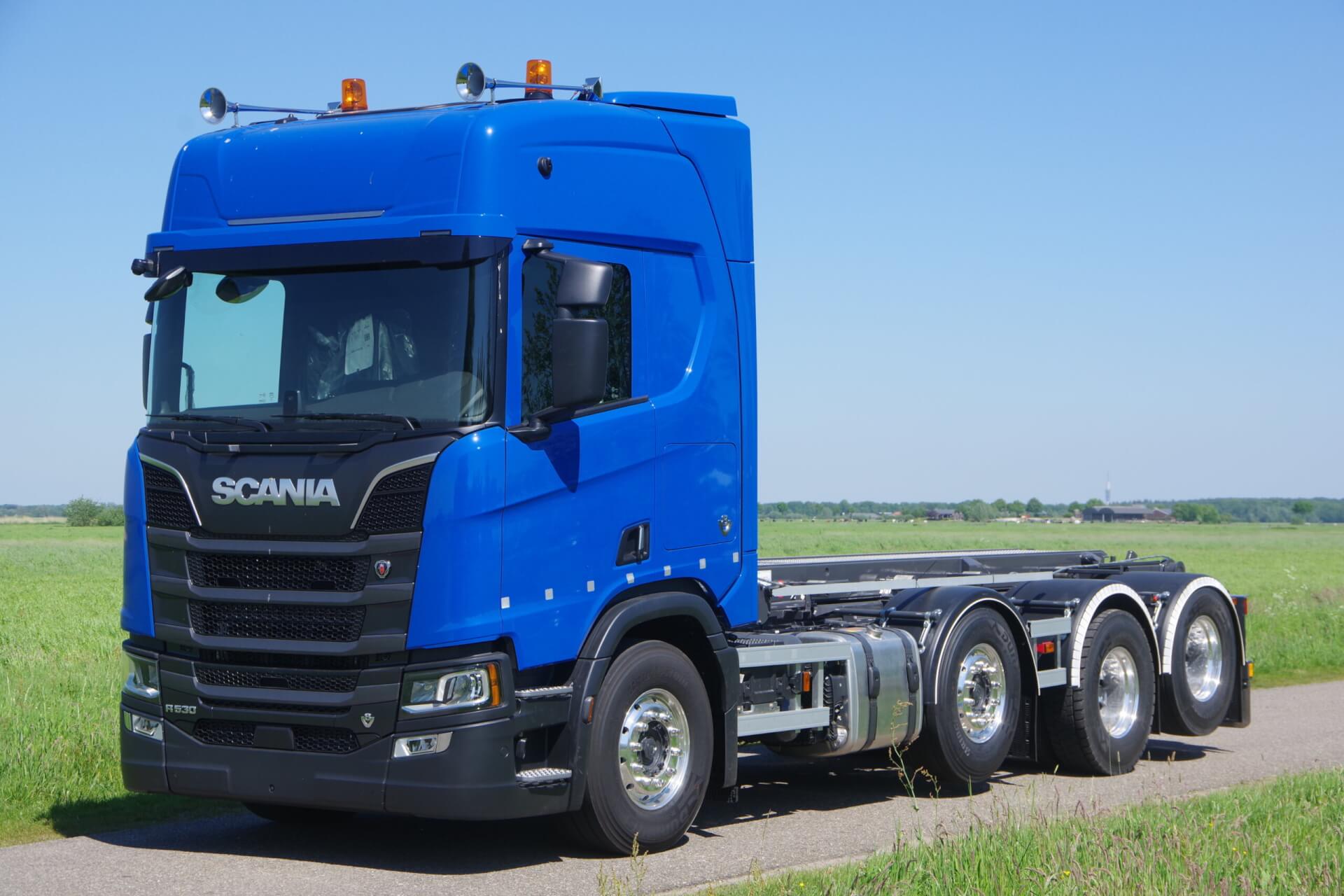 SCANIA_R530_8x2_39T lv