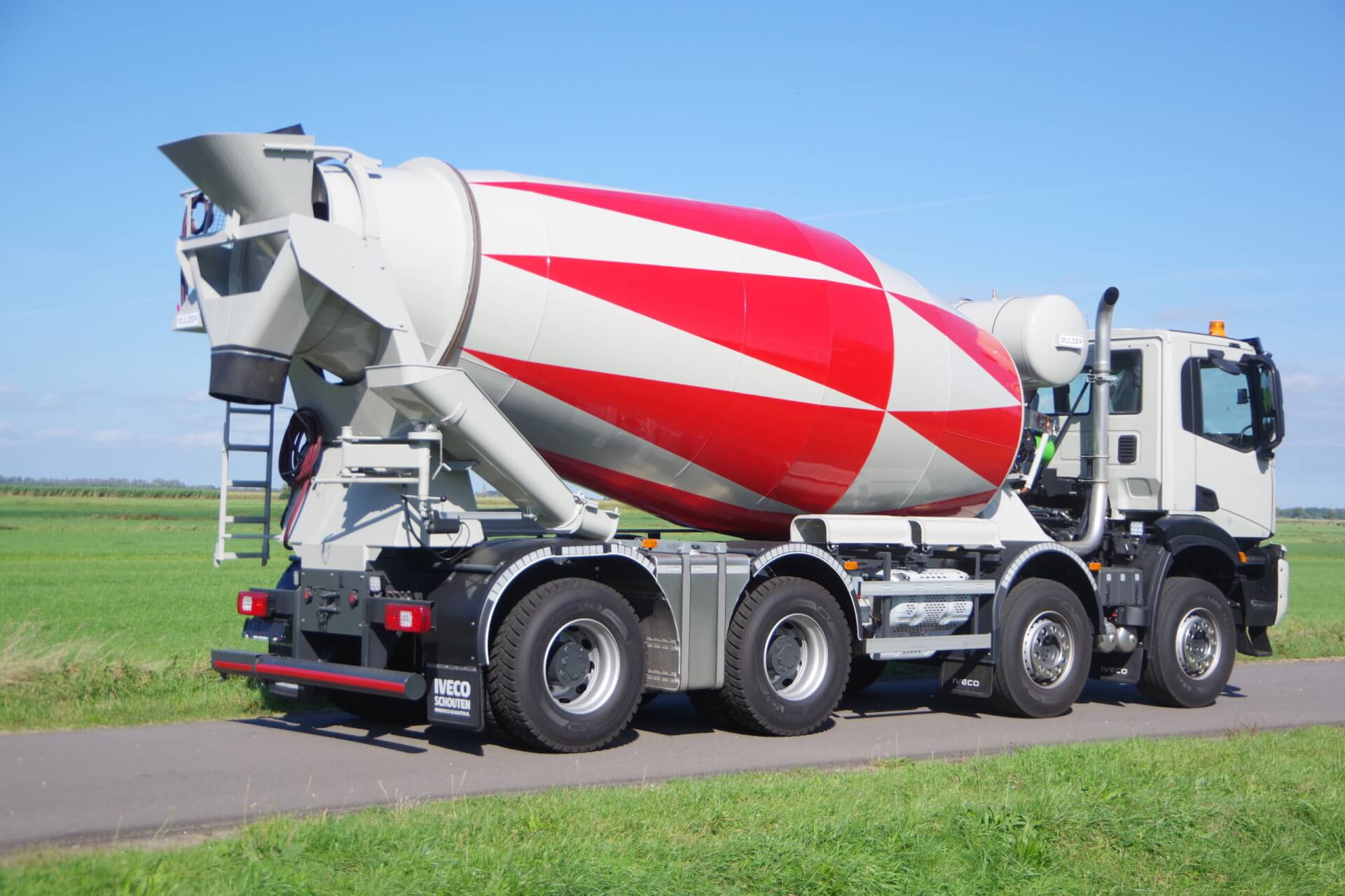 T-Way_8x4_Wide-Spread_Betonmixer ra 2