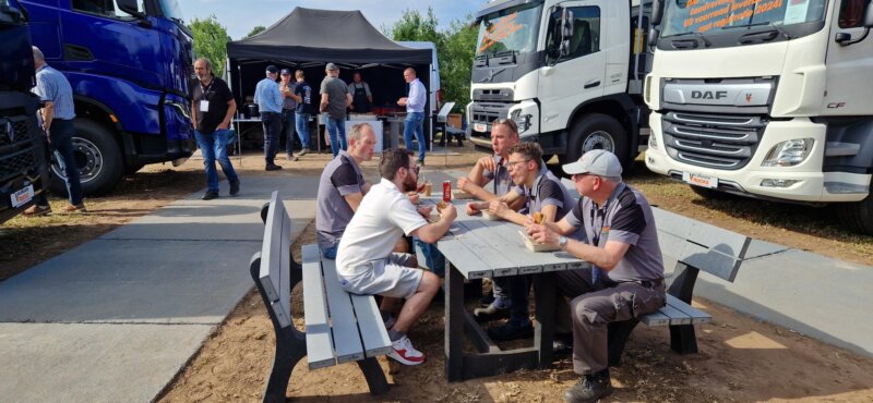 TKD '25 eten collega's