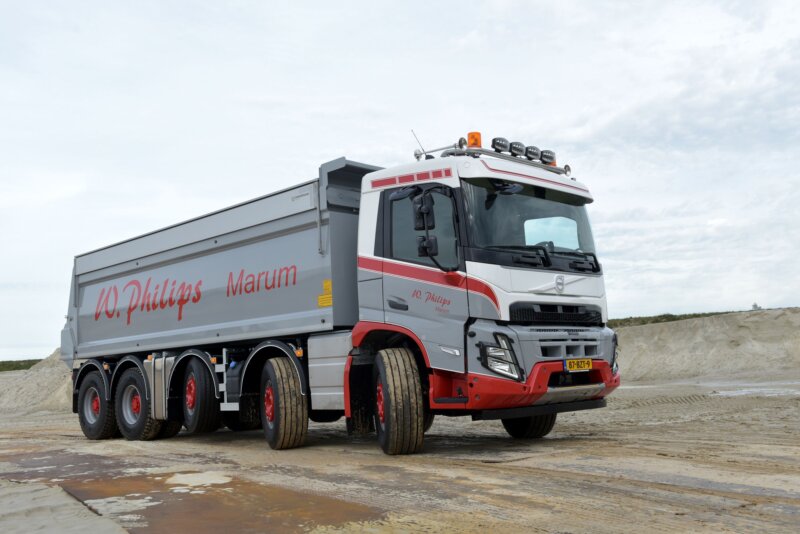 .VOLVO_10x4_Veldhuizen_W.PHILIPS rv stuur
