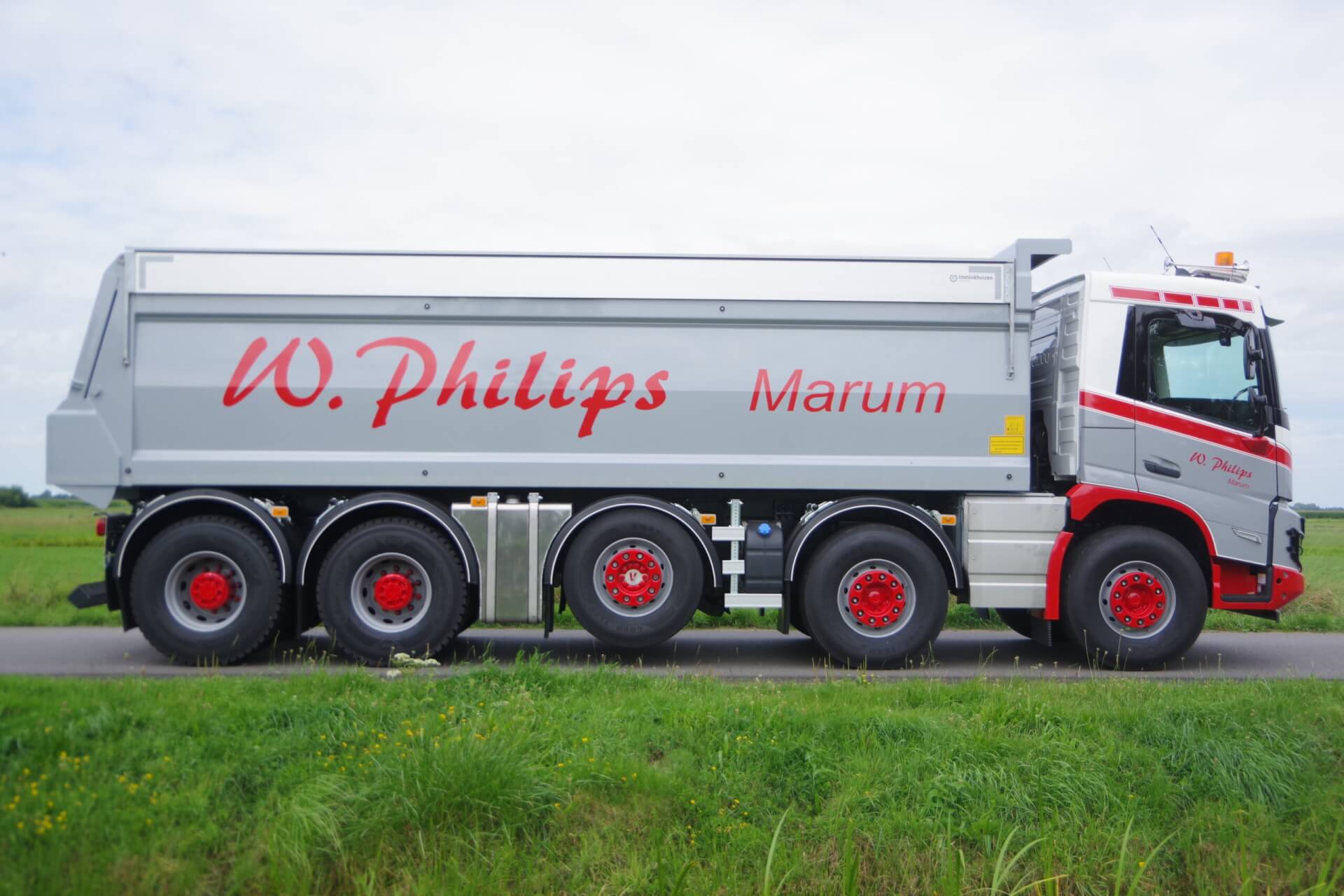 VOLVO_10x4_Veldhuizen_W.PHILIPS rz