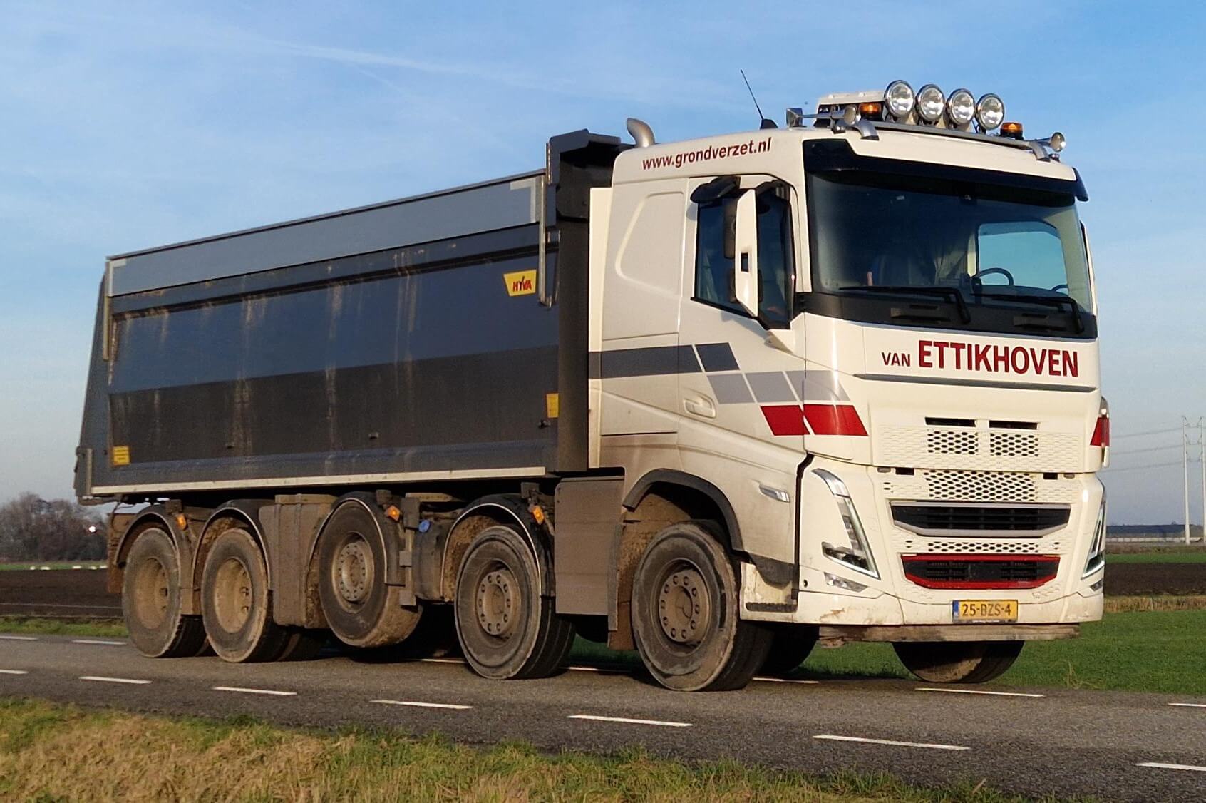 VOLVO_FH_10x4Midlift v Ettikhoven rv 1