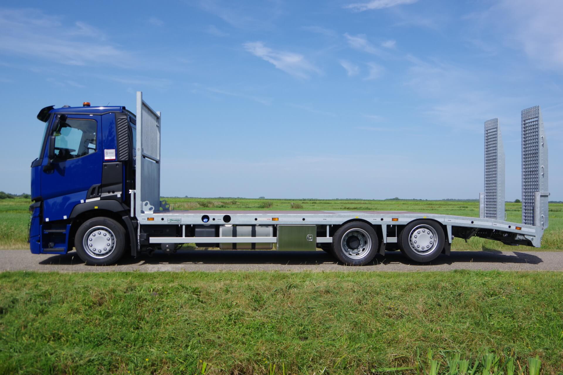 Veldhuizen-RENAULT oprijwagen 27-78 lz