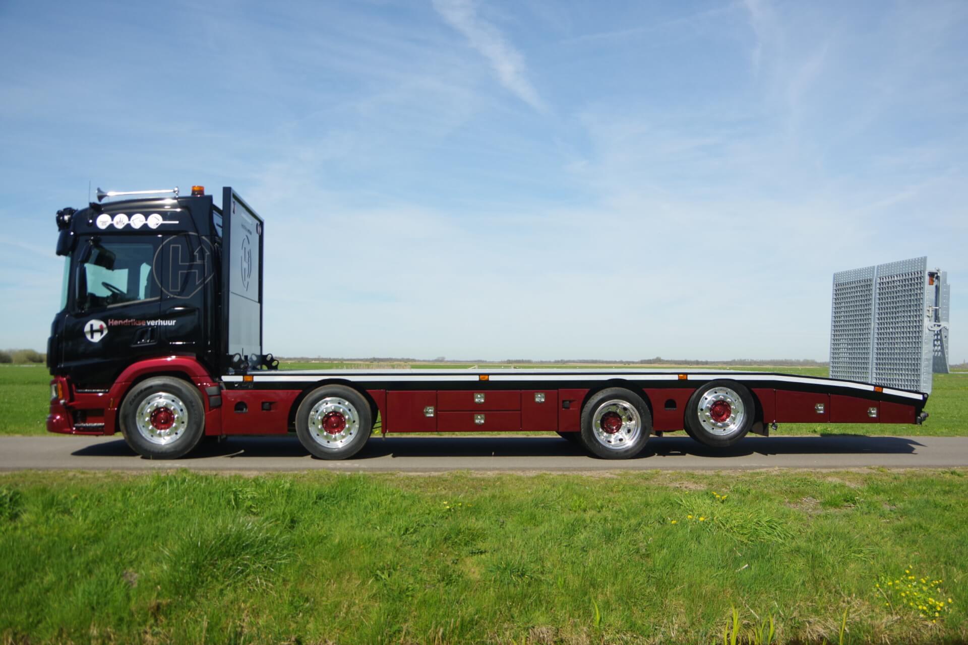Veldhuizen SCANIA Oprijwagen 4-as Hendriksen lz
