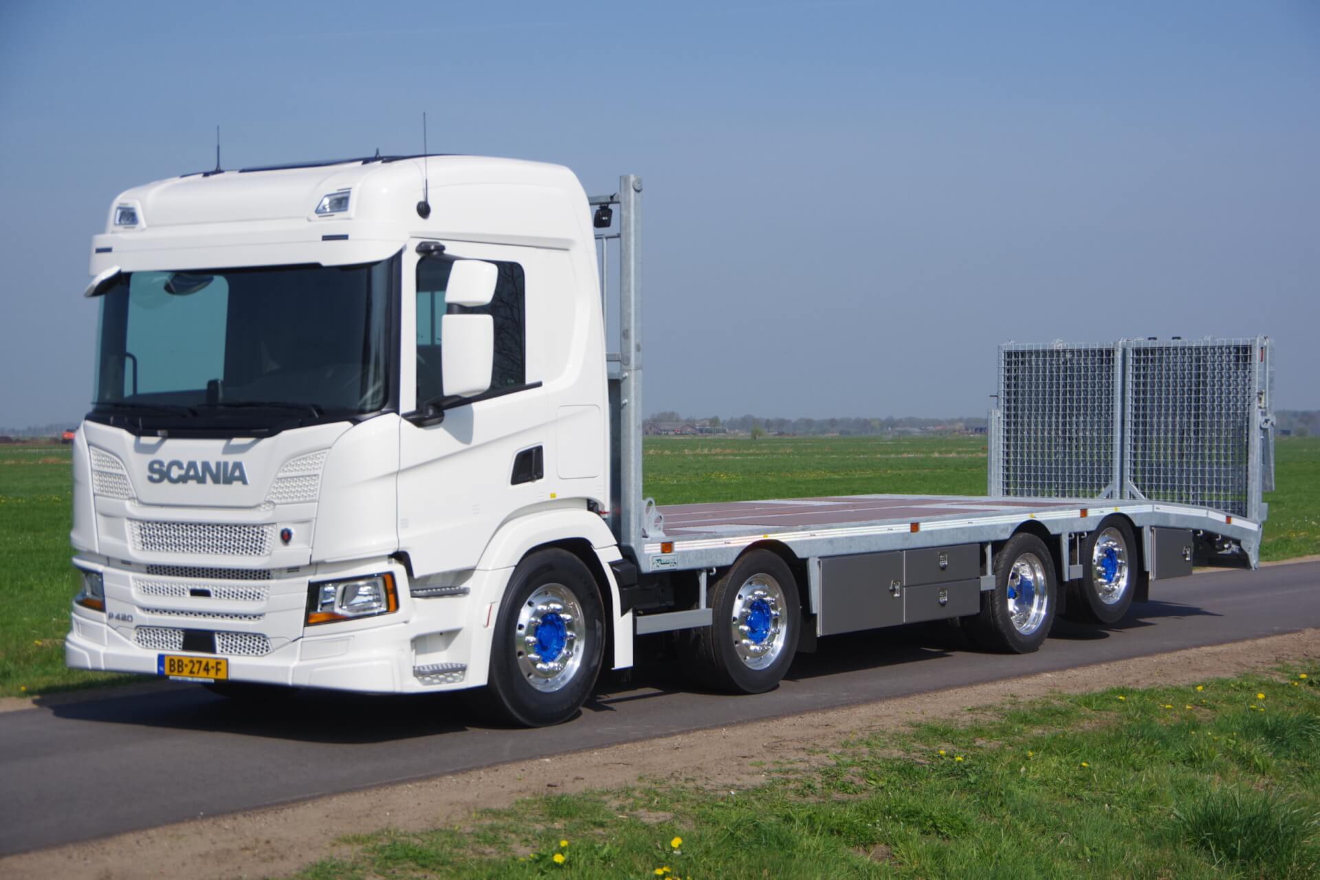 Veldhuizen SCANIA Oprijwagen 4-as LUMAR lv 1