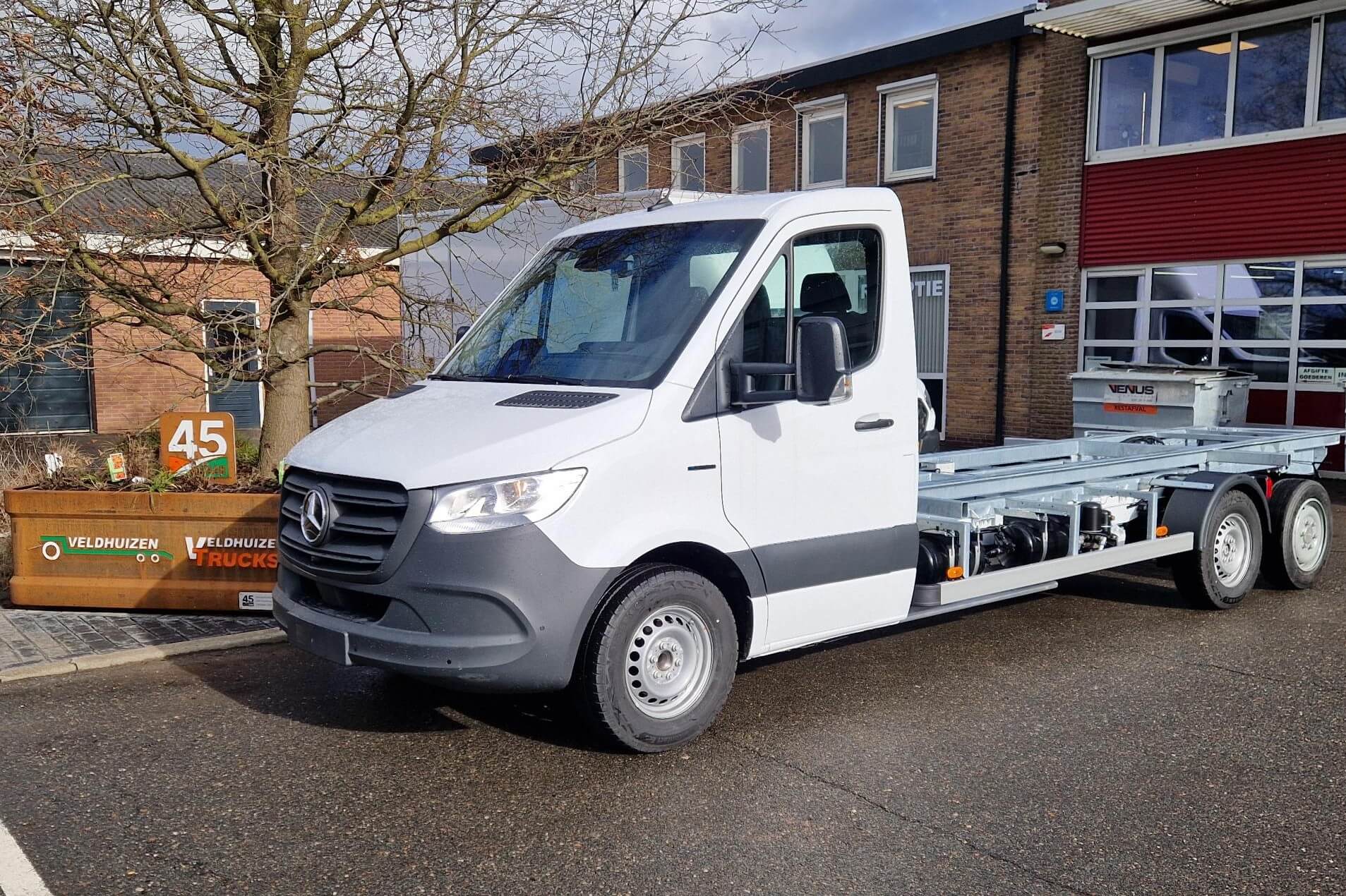 e-Sprinter 414 Clixtar trekker met Clixtar chassis lv 2